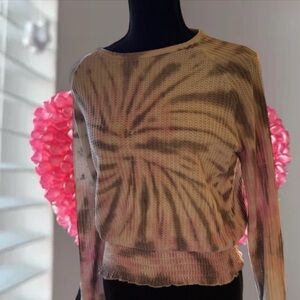 Tie-Dye Long Sleeve Lightweight Top in Beige and Pink vanilla star size S